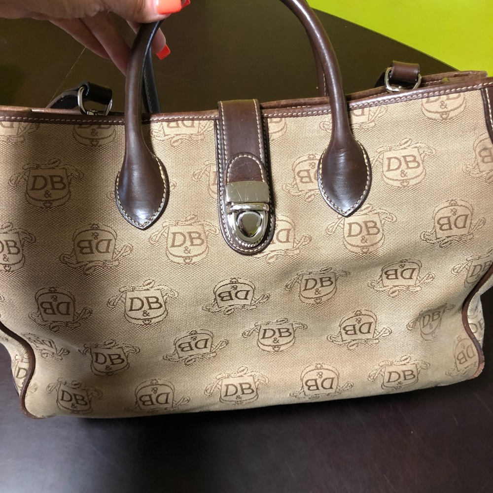 Dooney & Bourke bag